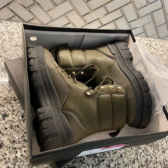 Army Green Combat Boots - Picture 5 of 7